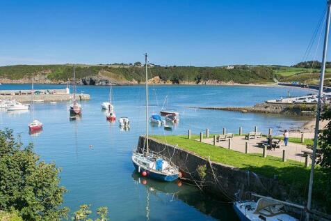 Nearby Harbour and beach