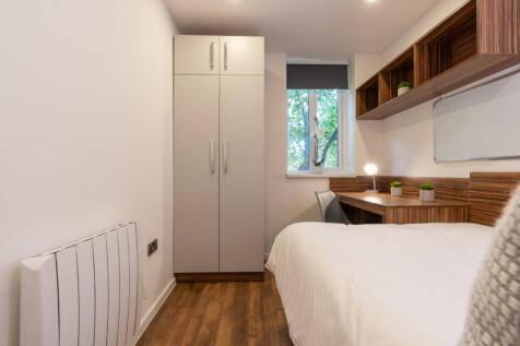 Jesmond View Block B Flat 5 bedroom 2