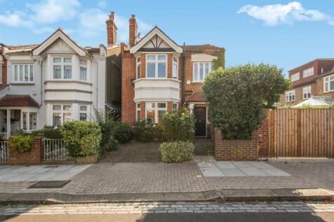 Dungarvan Avenue