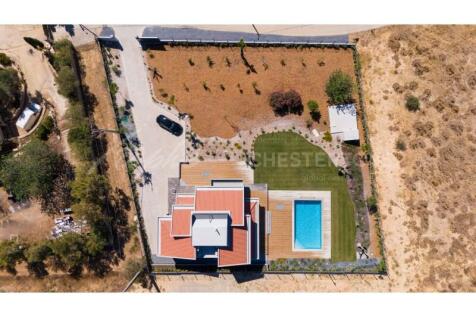 Quarteira 7 Bed Villa For Sale (19)