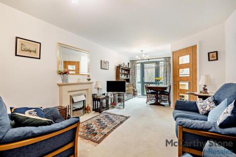 8679093-interior16-800.jpg
