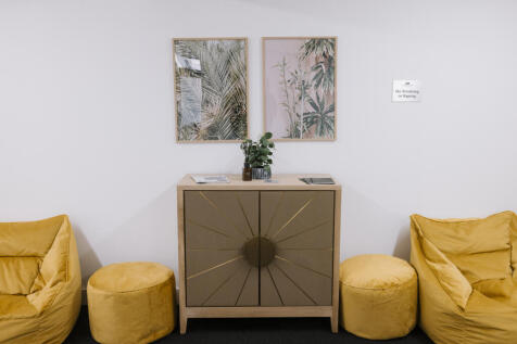 Reflection room