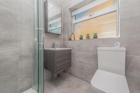 Shower Room / WC: