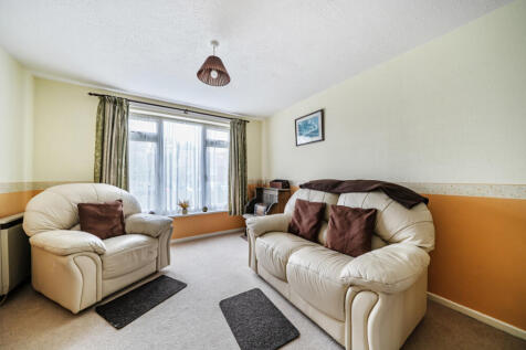 1359279-9-68d6a53...