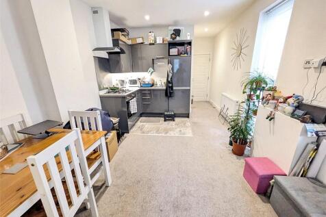 Kitchen/Lounge