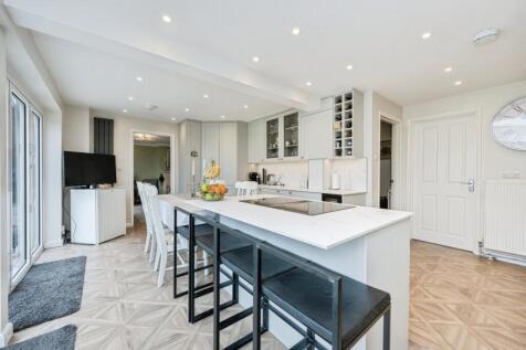 Kitchen 8