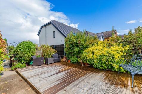 2 Vista Court-1.jpg