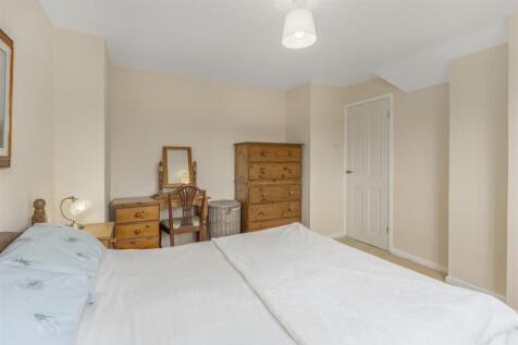 5 Elizabeth Rise, Banbury-24.jpg