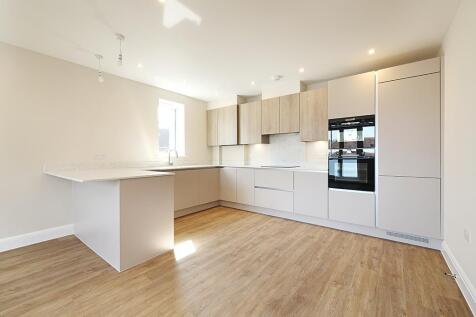 1-CobhamRd-Apt-4-Kitchen-7688.jpg