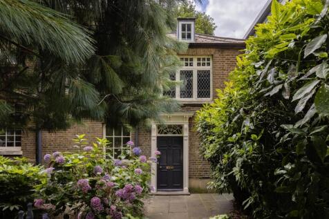 Tottenham Green East, N15
