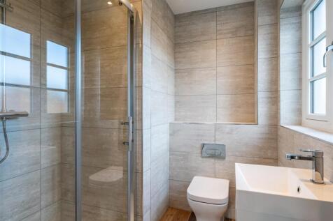 Master En-Suite Shower Room