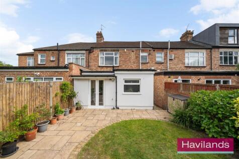 Sittingbourne Avenue-22.jpg