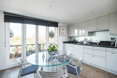 00-clapham-common-south-side-o (6).jpg