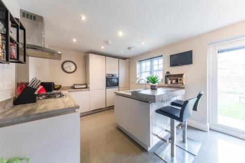5 George's Place-001.jpg