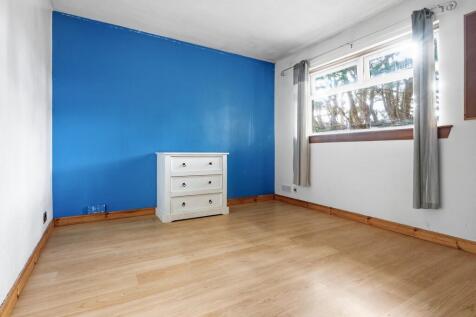 4 bed, 2 bath Detached Bungalow in Cardiff - Photo 20