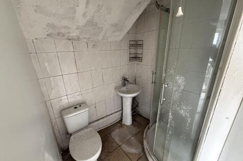 FFF Bathroom