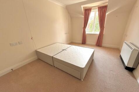 16 Pegasus Court ...