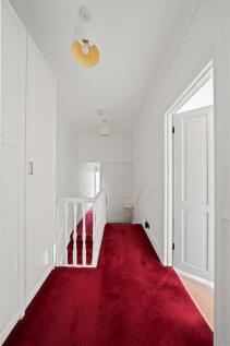 4 bed, 1 bath Not Specified in manchester - Photo 3
