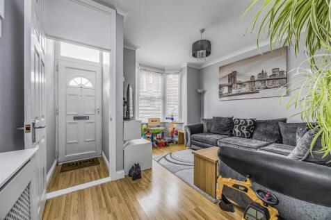 19 Portchester Road, Portsmouth-PorticoMarketing-S