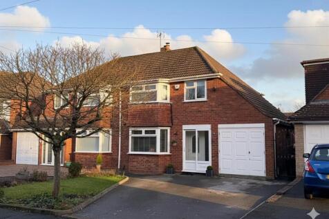 Fallowfield Road Halesowen 1.jpg