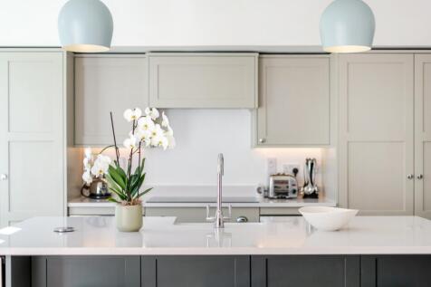 1336356-11-689dac908e550