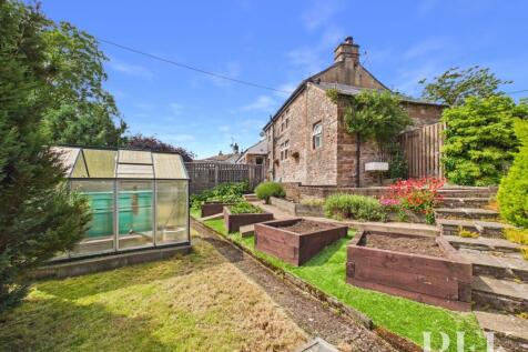 Rear Aspect & Garden