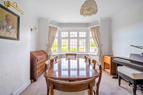 13-681b9d17211b5-...