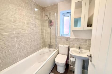 WhatsApp Image 2025-12-11 at 13.04.35 (5).jpeg