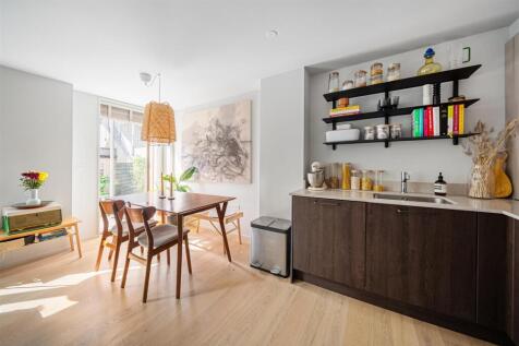 Knolly's Road-05.jpg