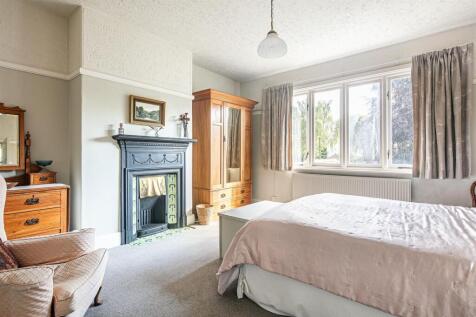 Principal bedroom