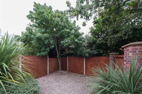 11 Brookfield Close-024.jpg