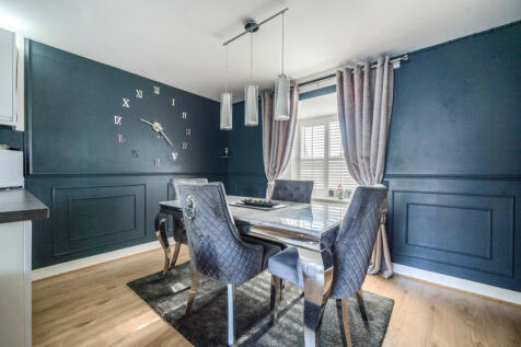 1343017-7-68b56fa...