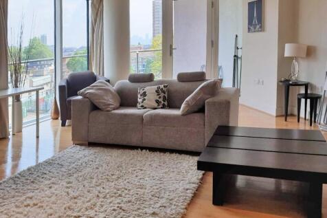 A spacious one bedroom apartment with a delightful winter garden in Capital Towers, a contemporary landmark twin tower development on the border of Bow and Stratford, East London. Exceptionally bright