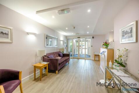8696871-interior15.jpg