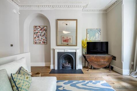 Living Room / Dining Room