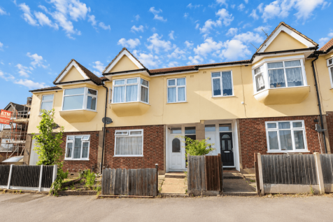 2 bed ground floor Flat for sale Hornchurch Road,