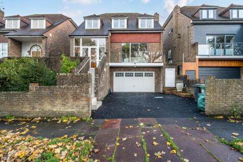 1374475-2-6904dd7...