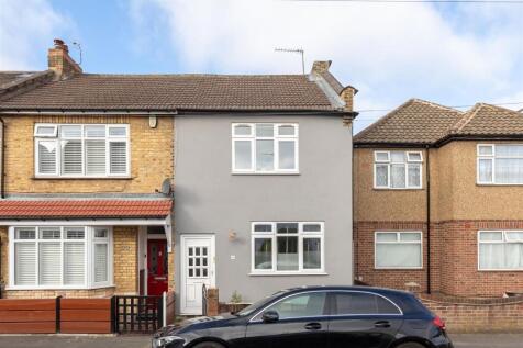 Suffield Road, E4