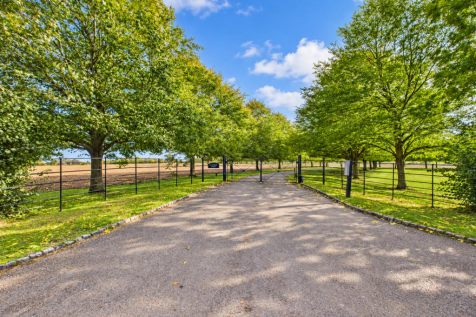 Clifton Park Estate Secure Gate