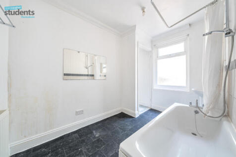 b2bf102e-4952-4f7...