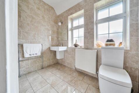 For Sale by Aspire Residential | Abbotts Close