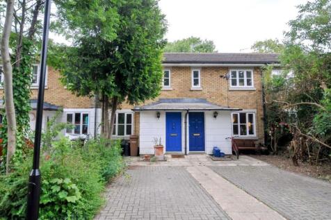 A well-presented two-bedroom terraced house situated within the quiet residential enclave of Royal Close, just off Manor Road in the heart of Stoke Newington.
