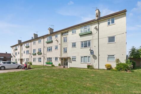 36 Balmoral Dr, Borehamwood WD6 2RD_024.jpg