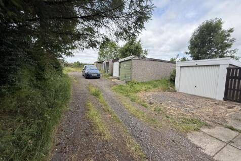 Garage for sale in thurlstone