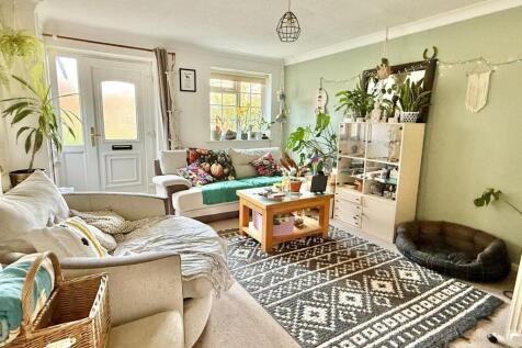 2 Bed End Of Terrace Bungalow