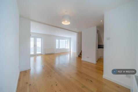 Open Plan Living/Dining Room