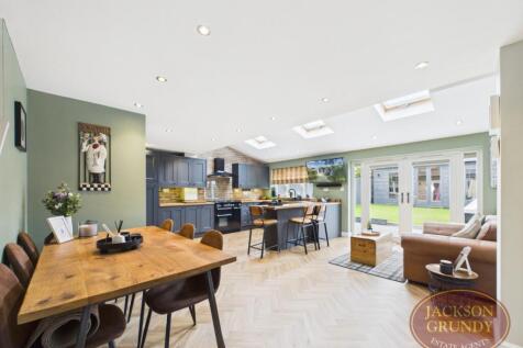 Woodrush Way