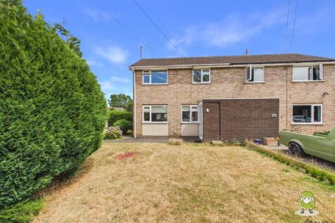 Front, EmilyDimelowEwemoveWhitchurchandNantwich