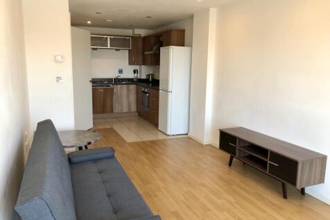 Eight8 Property are pleased to offer this spacious one bedroom apartment on the 3rd floor at The Hive,