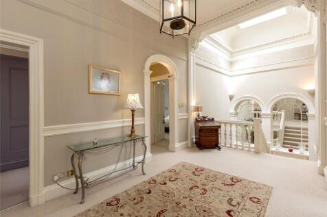 5 bed, 4 bath House in Edinburgh - Photo 10
